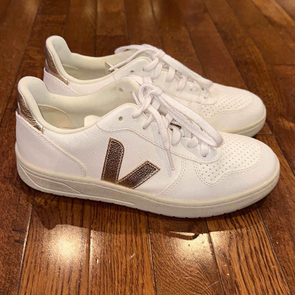 Veja sneakers